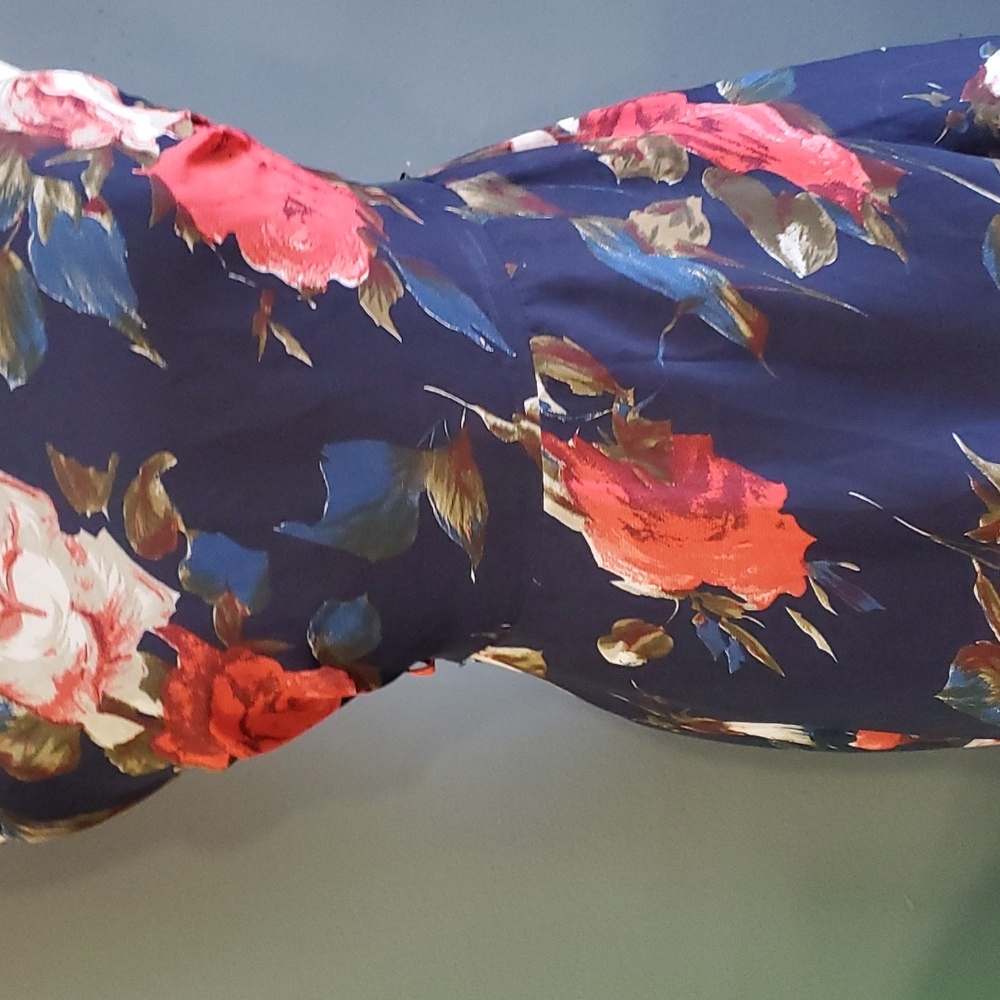 HP💕💕Lulu's  adventure seekers blue red floral maxi dress size M - Picture 9 of 14